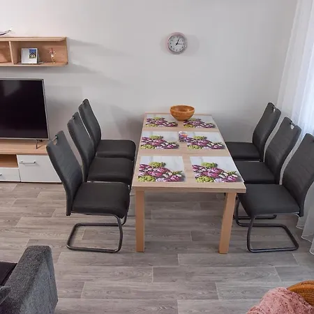 Lydie Apartamento Karolinka